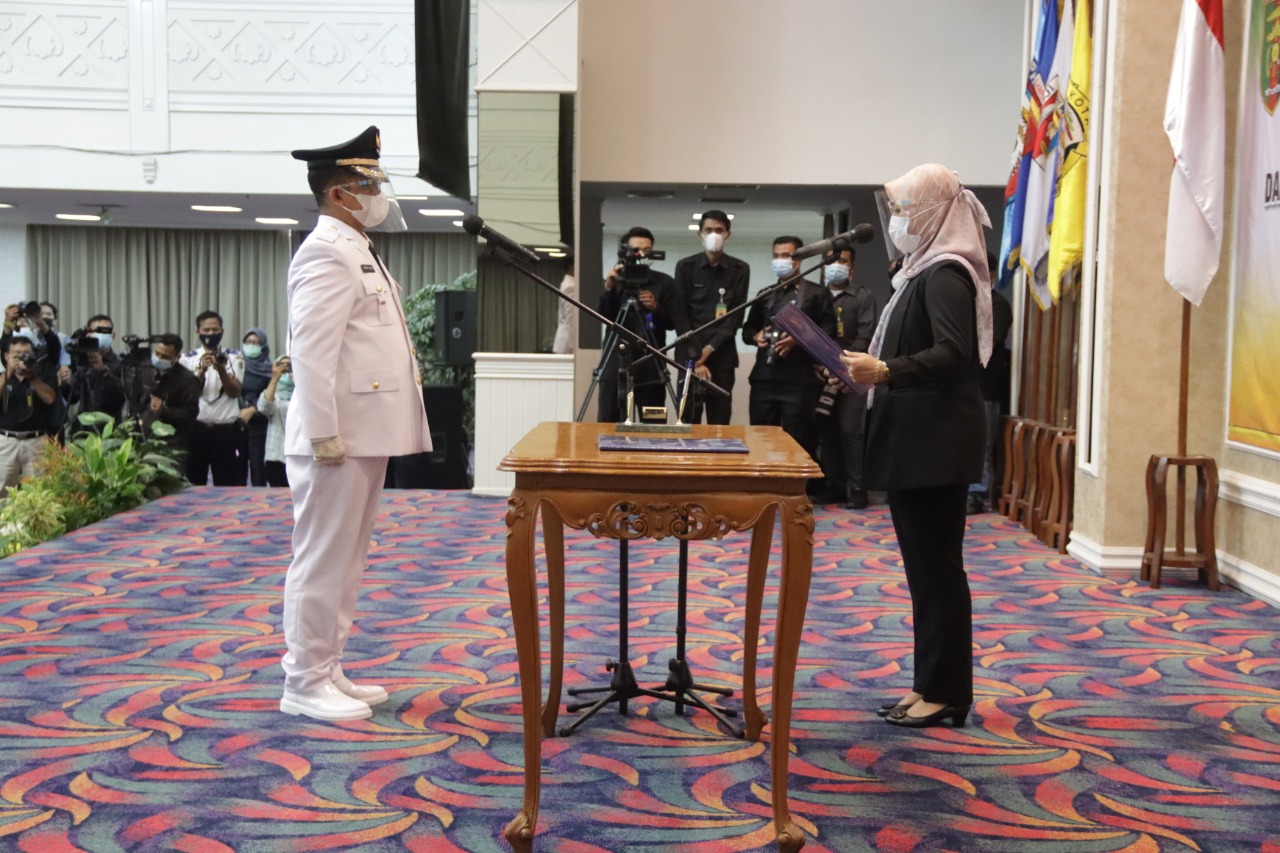 Wakil Gubernur Lampung Lantik Penjabat Bupati Pesisir Barat