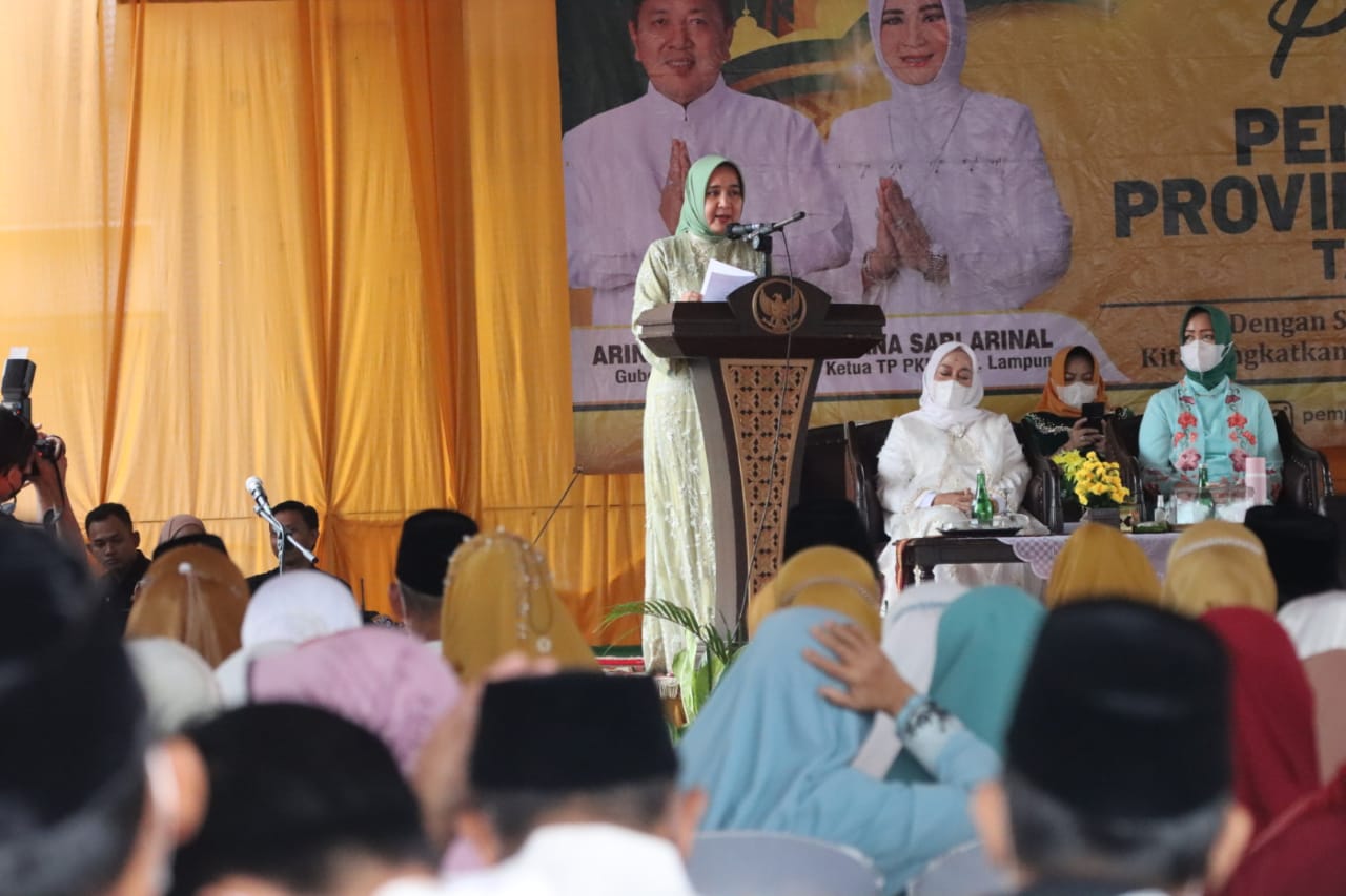 Ketua TP. PKK Provinsi Lampung Hadiri Pengajian Di Kabupaten Lampung Utara