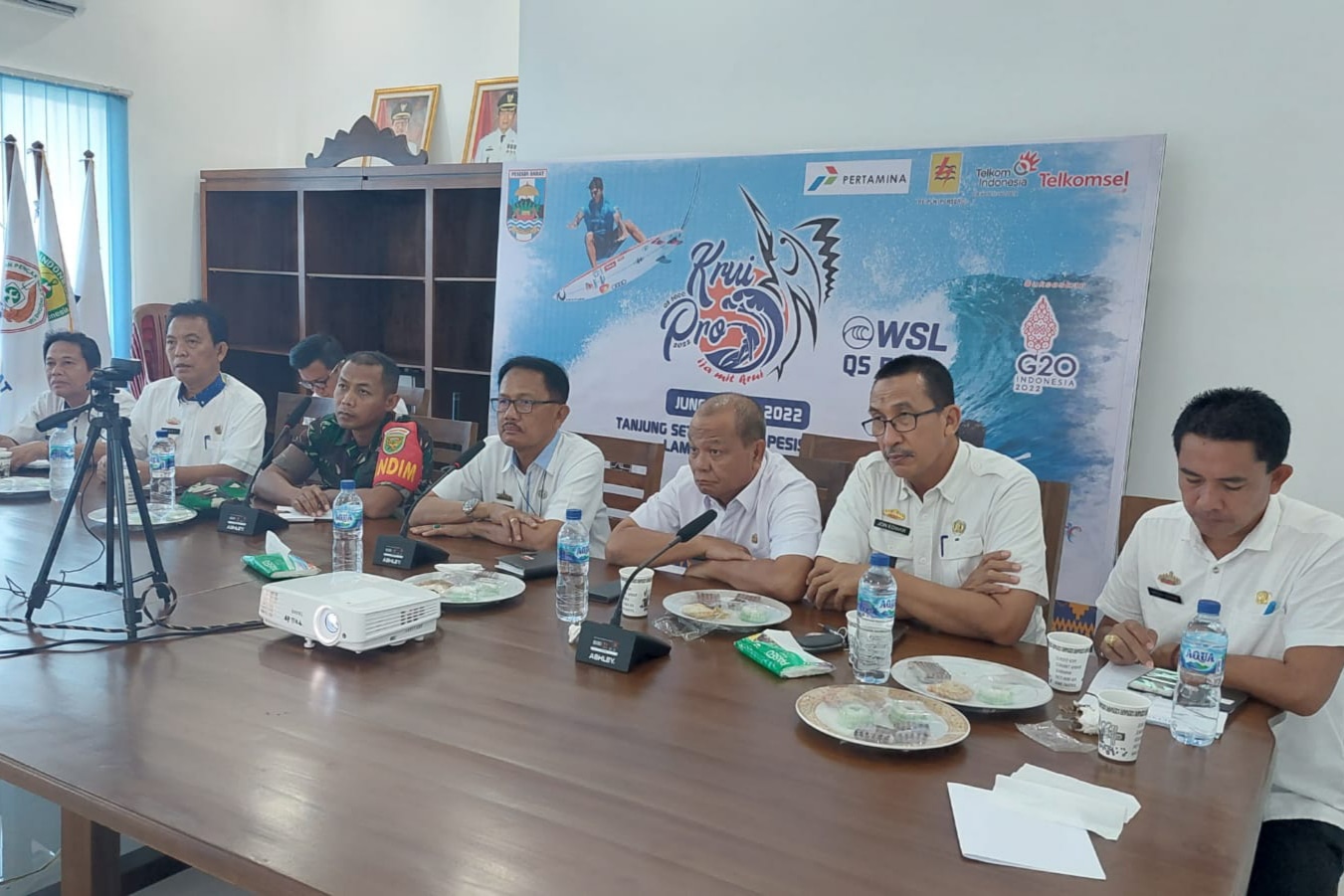 Pemkab Pesisir Barat Hadiri Rakor Persiapan Penyelenggaraan WSL Krui Pro QS 5000 Dengan Kemenko Kemaritiman & Investasi