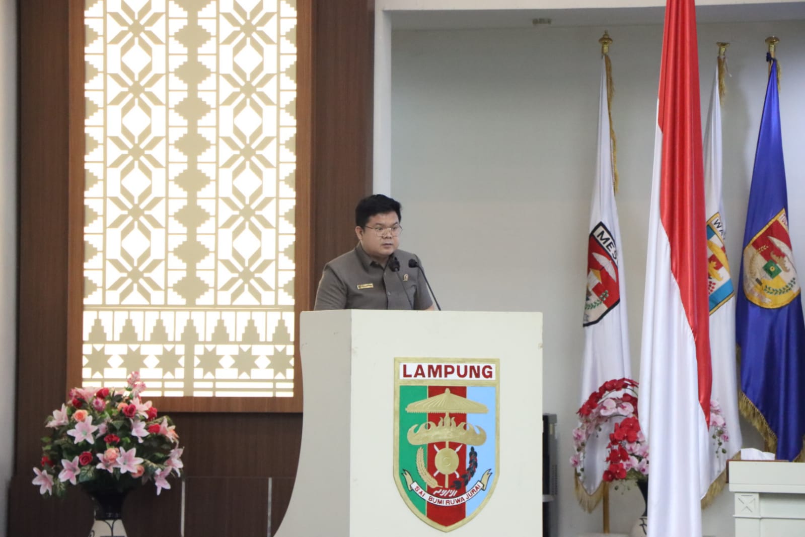 Wakil Gubernur Chusnunia, Hadiri Rapat Paripurna Pandangan Umum Fraksi  Terhadap Raperda tentang pertanggungjawaban pelaksanaan APBD  2021