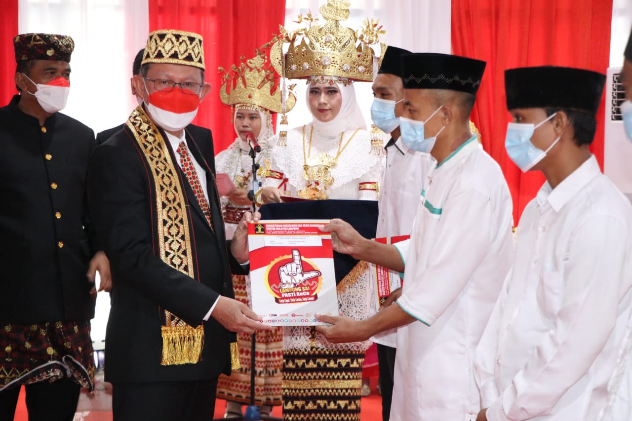Rangkaian Peringatan HUT RI ke-77, Sekdaprov Lampung Hadiri Kegiatan Pemberian Remisi Kepada Warga Binaan