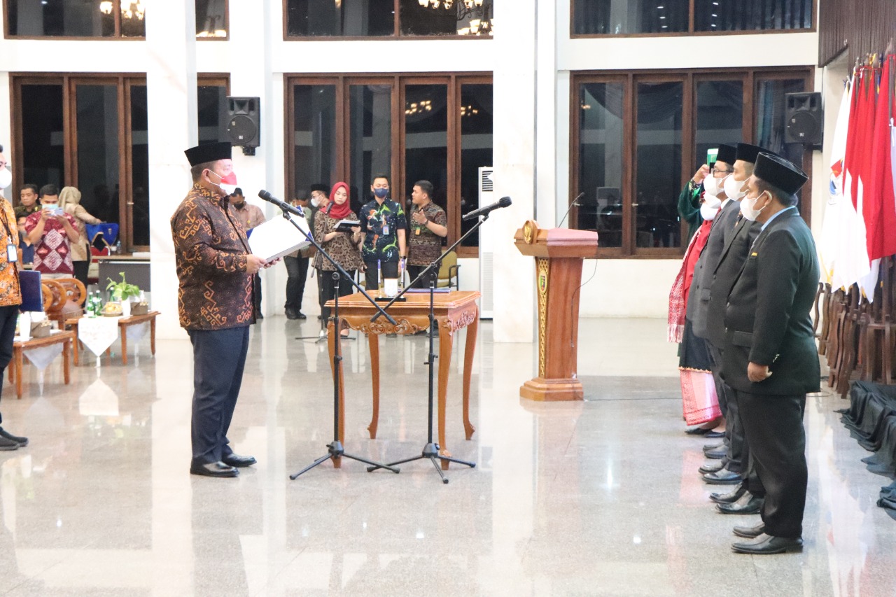 Gubernur Arinal Djunaidi Melantik dan Mengambil Sumpah Jabatan Pimpinan Badan Amil Zakat Nasional (Baznas) Provinsi Lampung Periode 2022-2027