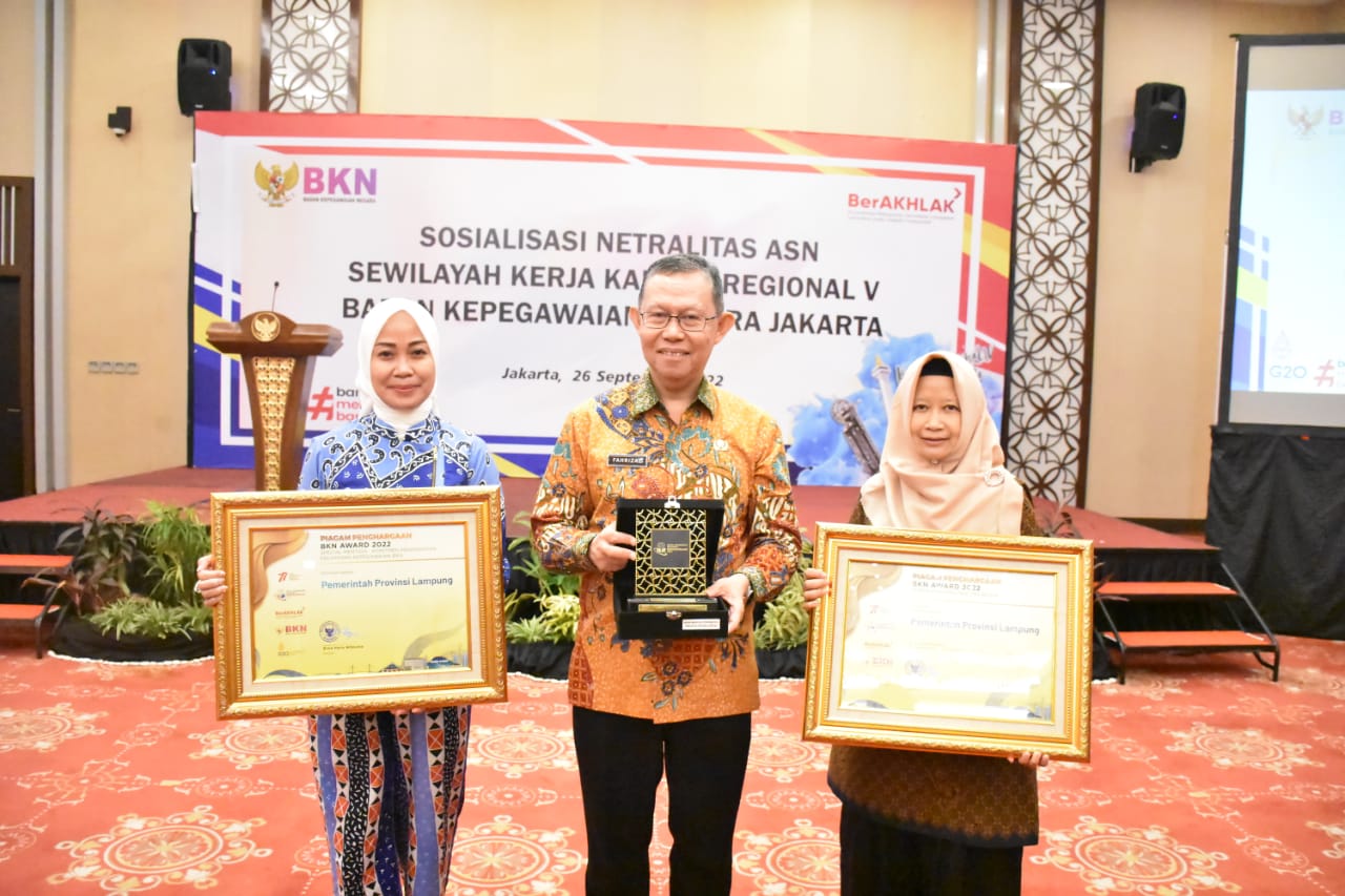 Provinsi Lampung Terima Penghargaan BKN Award  Juara 1 Kategori Penerapan Pemanfaatan Data Sistem Informasi dan CAT