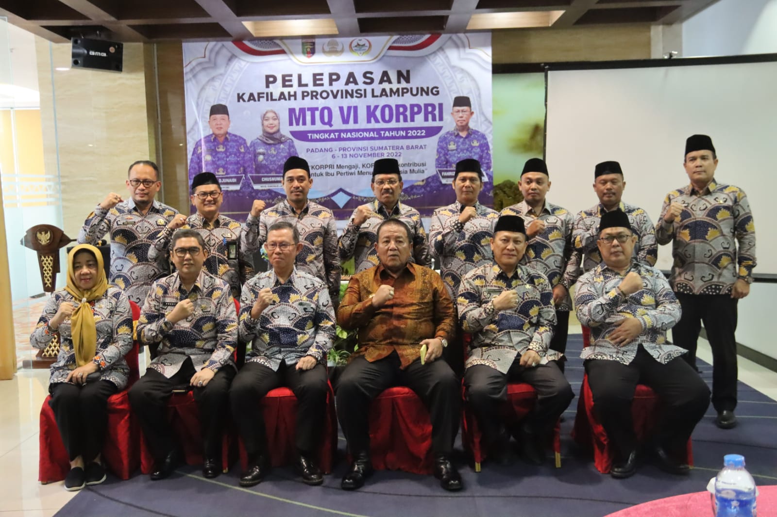 Gubernur Arinal Lepas Kafilah Korpri Provinsi Lampung Untuk  Mengikuti MTQ VI Korpri Tingkat Nasional di Kota Padang