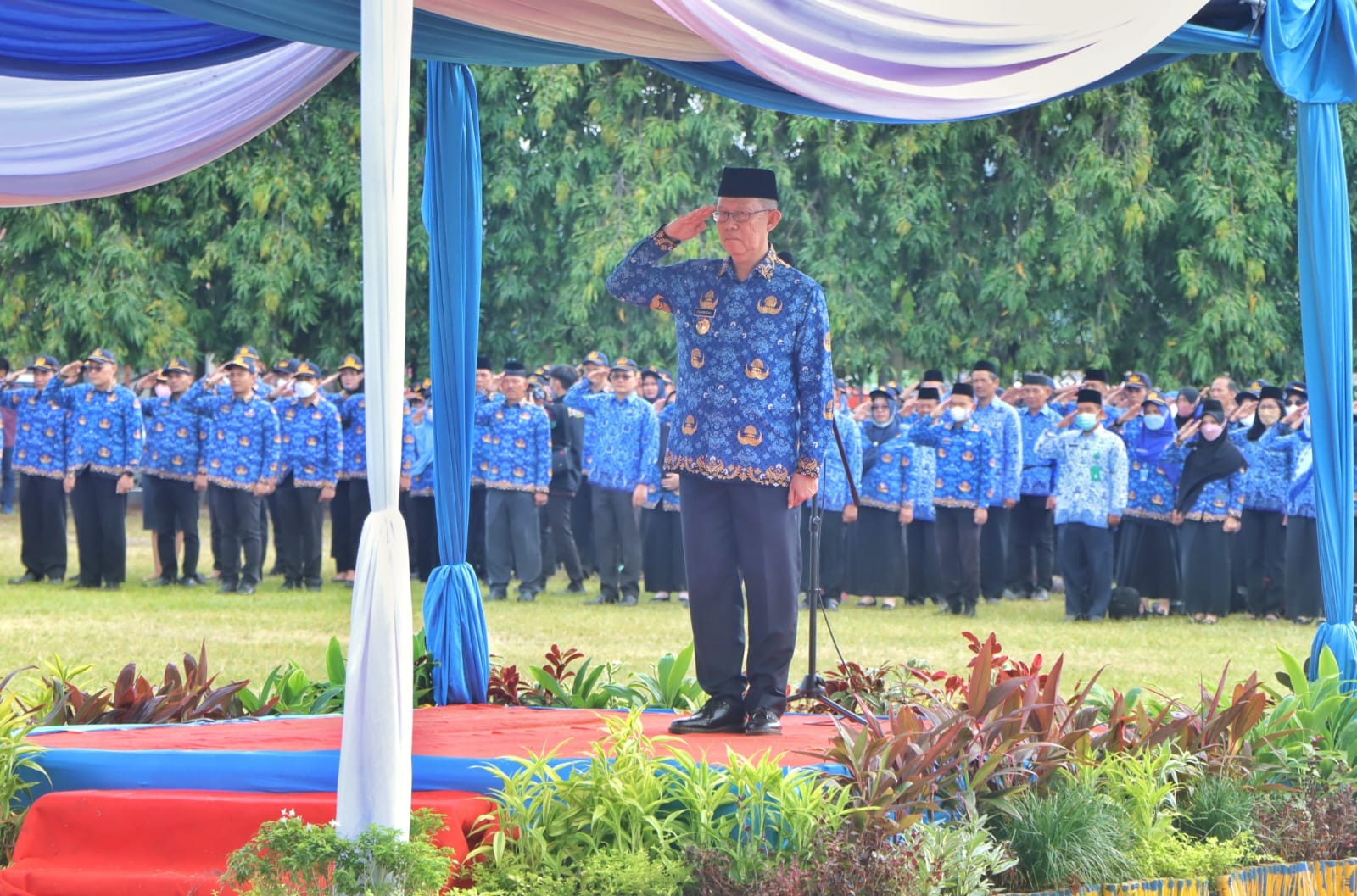 Sekdaprov Menjadi Inspektur Upacara  HUT Korpri ke-51, Sampaikan Pesan Ketua Dewan Pengurus Korpri Nasional
