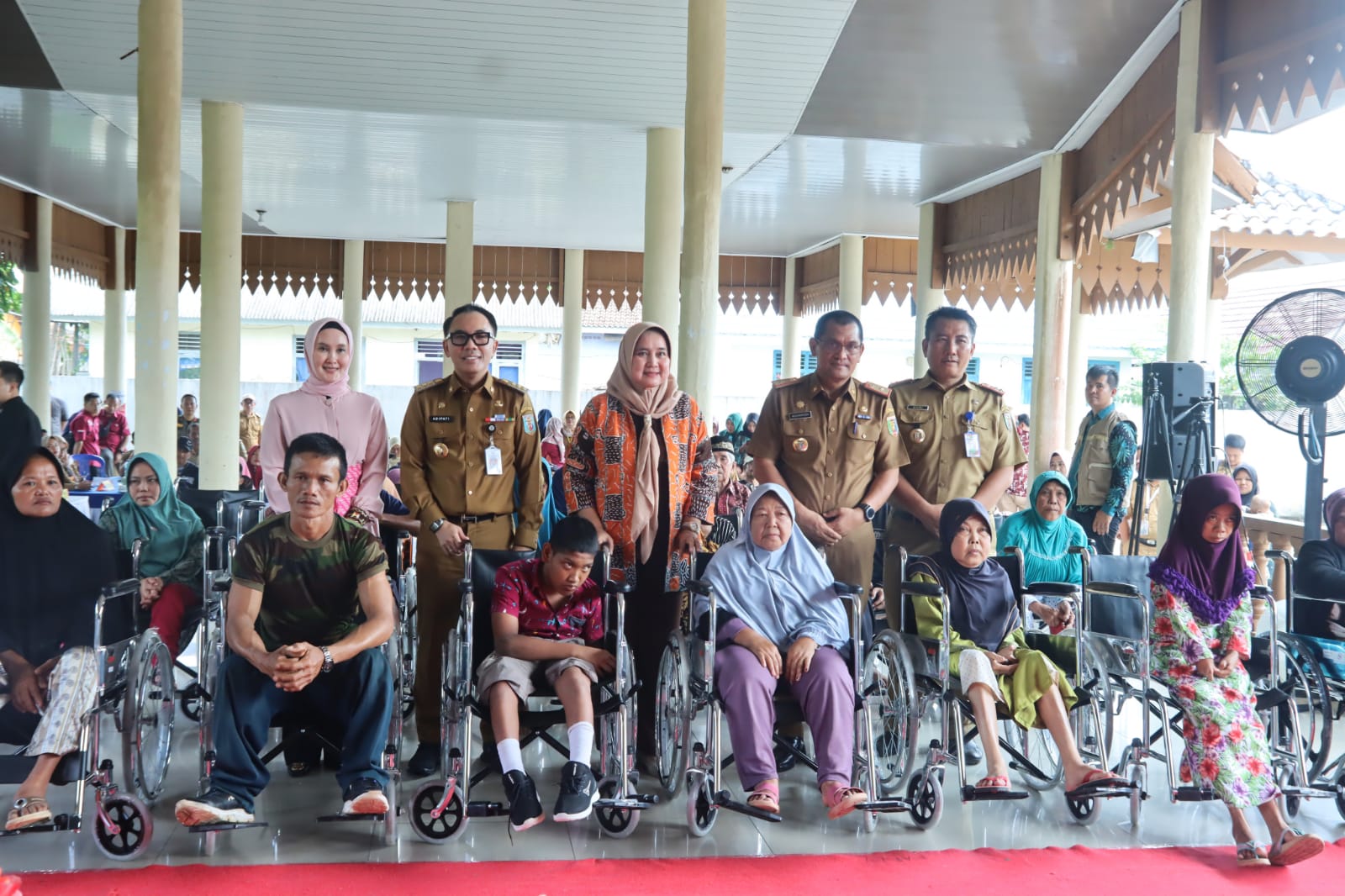 Ketua Umum Persatuan Komunitas Disabilitas Lampung  Menutup Kegiatan Unit Pelayanan Sosial Keliling di Kabupaten Way Kanan