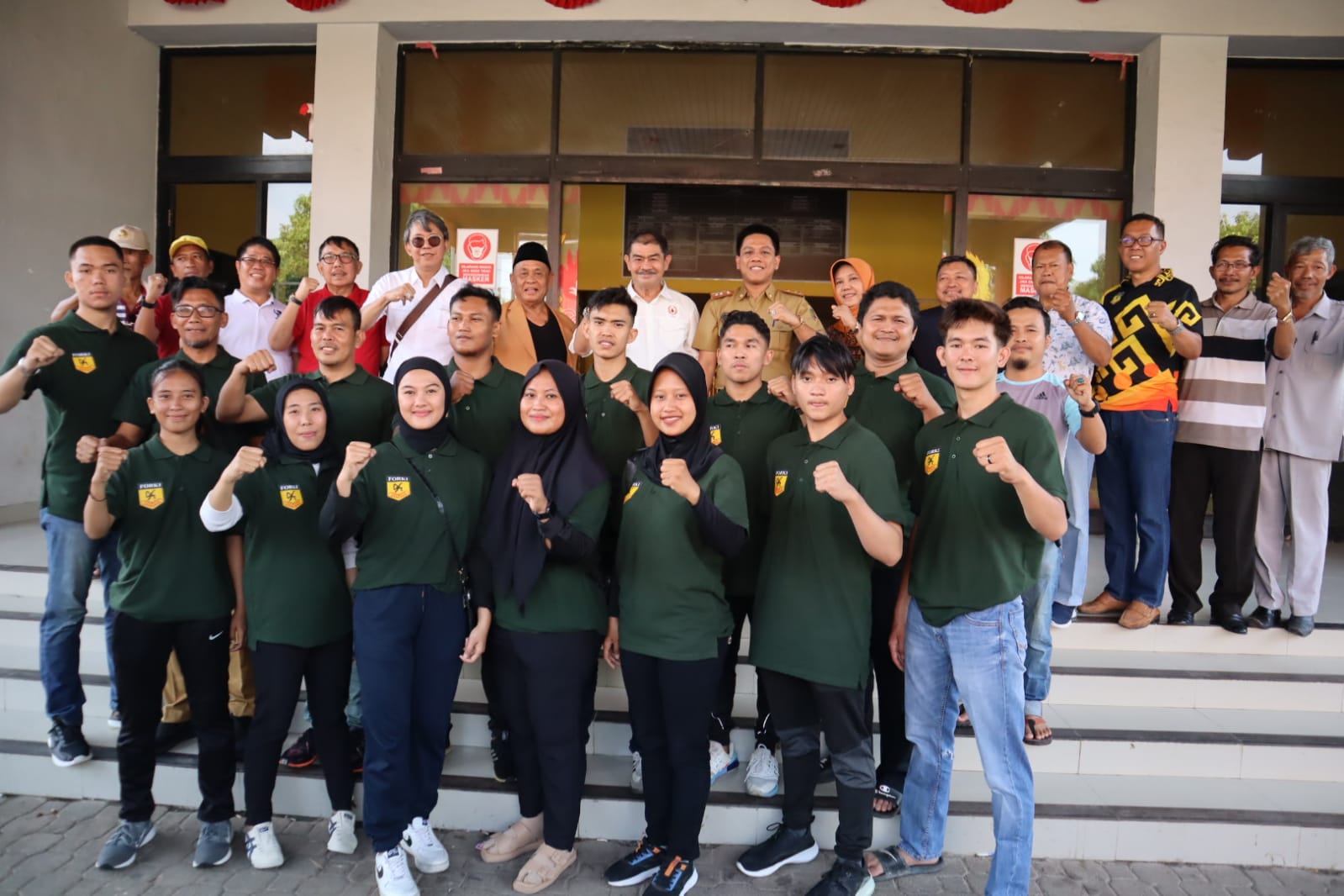 Kadispora Provinsi Lampung  Lepas Atlet  Cabang Olahraga Karate Berlaga di Pra PON XXI Kalsel