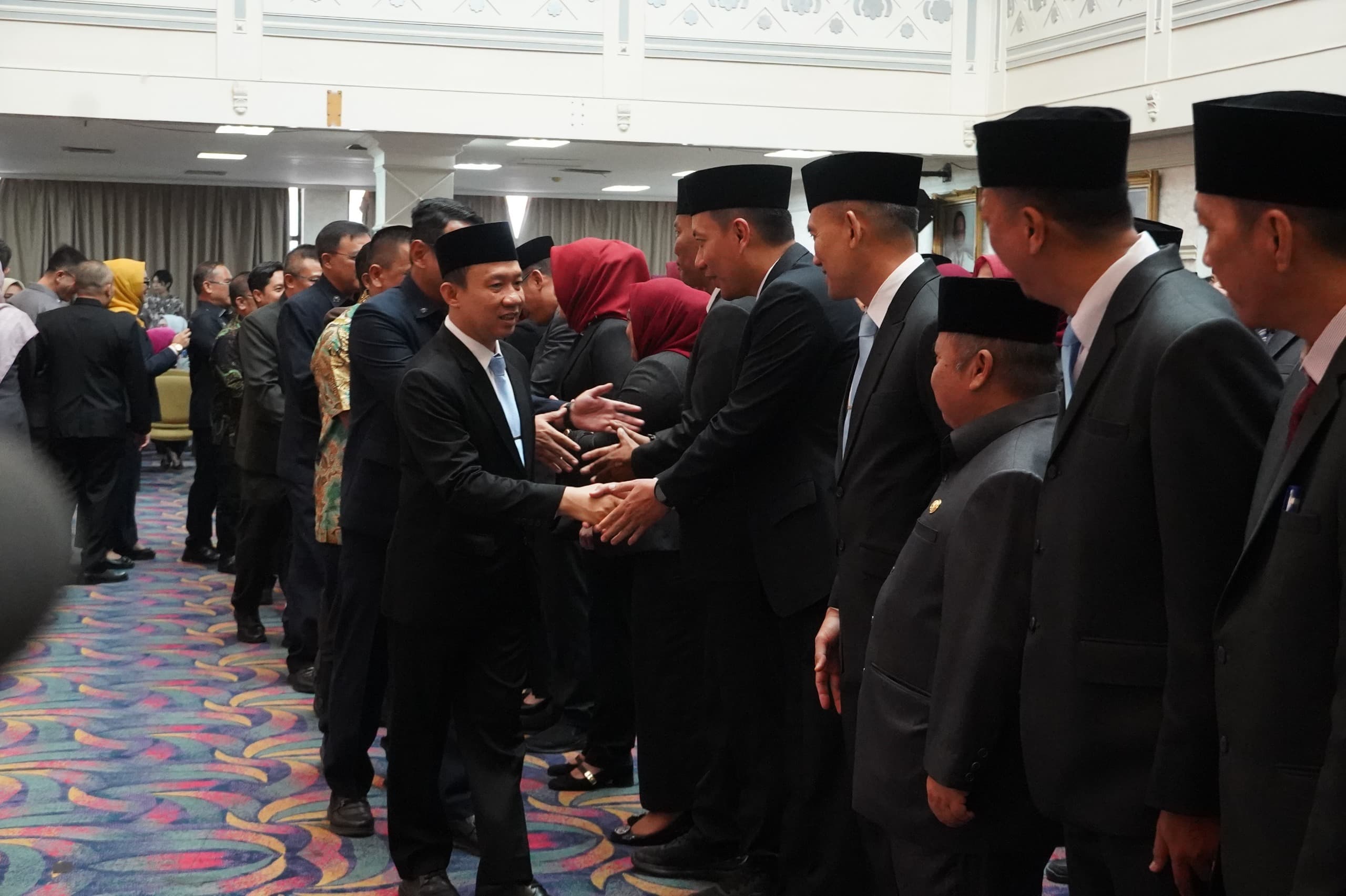 Sekdaprov Marindo Lantik Pejabat Administrator dan Pengawas, Gubernur Minta Kinerja Makin Berdampak