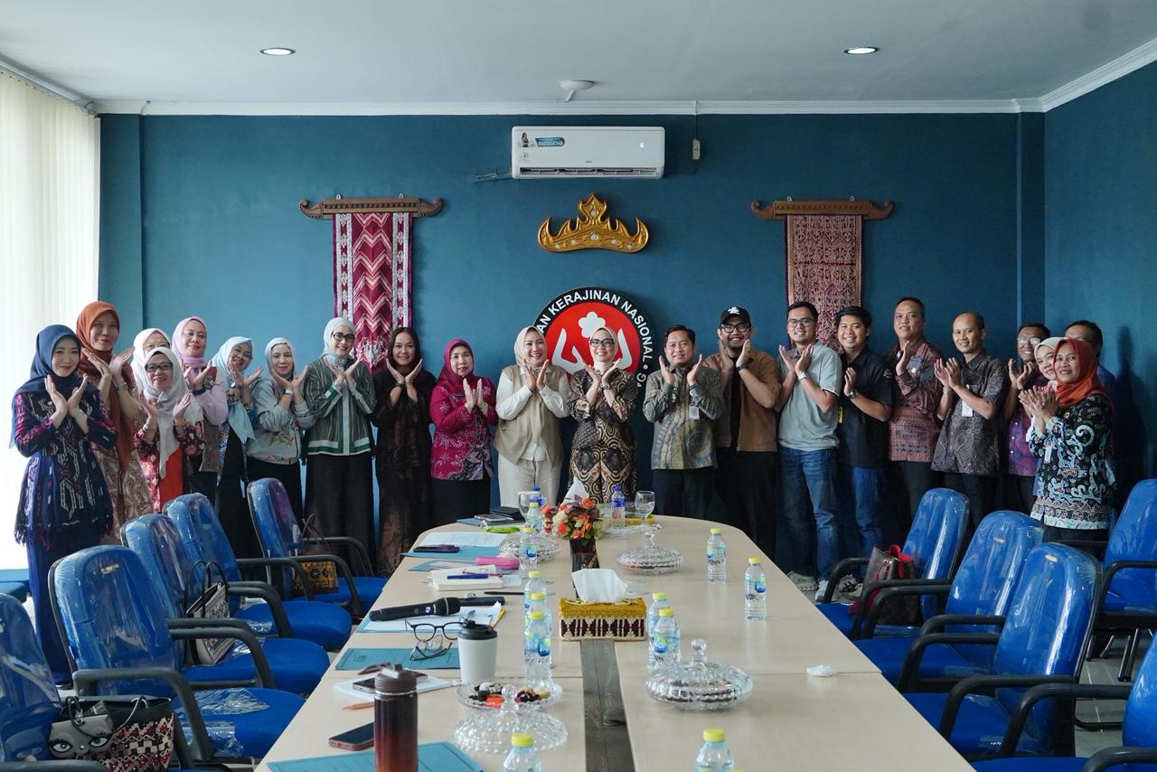 Dekranasda Provinsi Lampung Siapkan Kriya Terbaik Tembus Panggung Nasional, Tapis hingga Sulam Usus Jadi Andalan