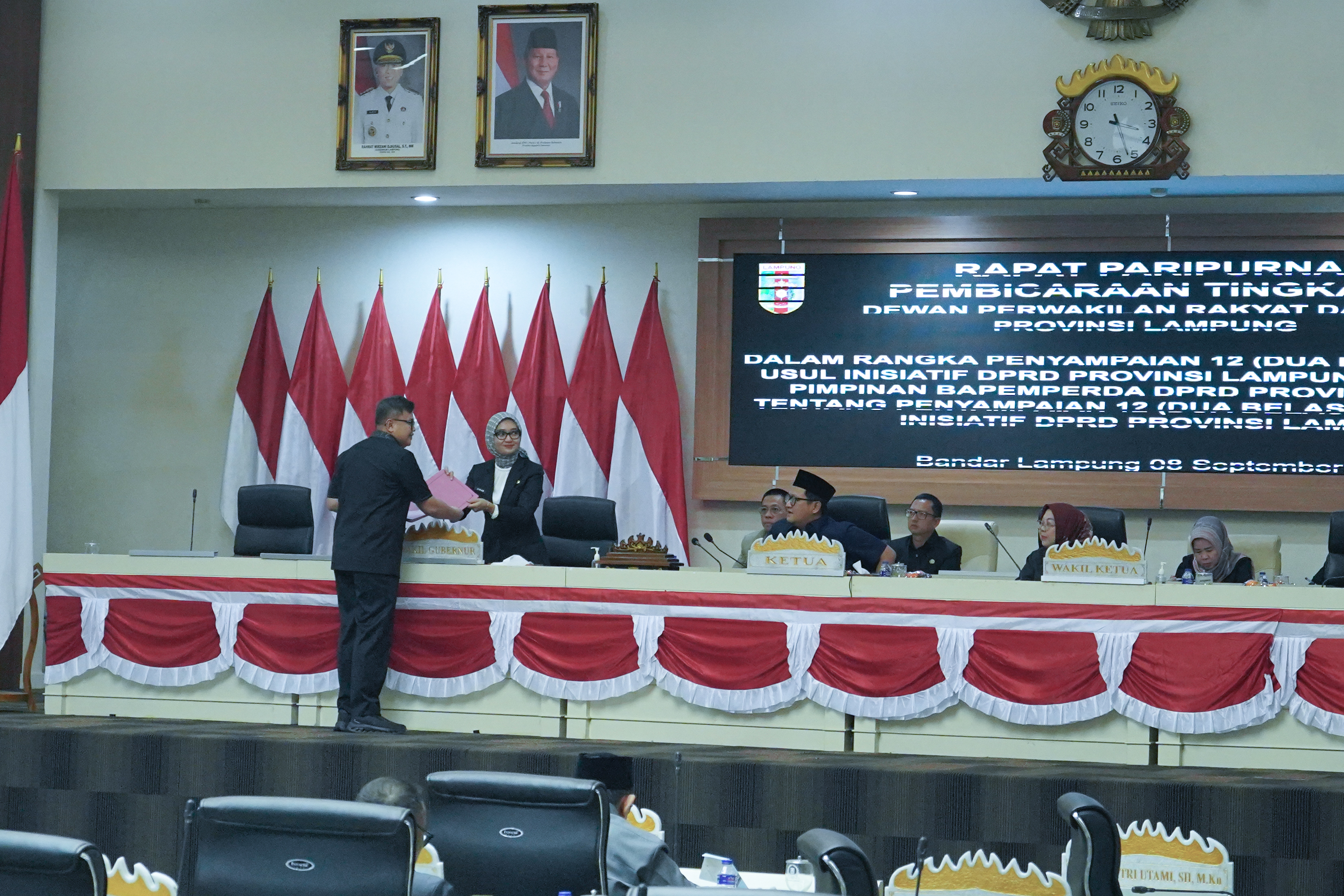 Pemprov Lampung Ajukan Dua Raperda, Tarif RS dan Penguatan Inovasi