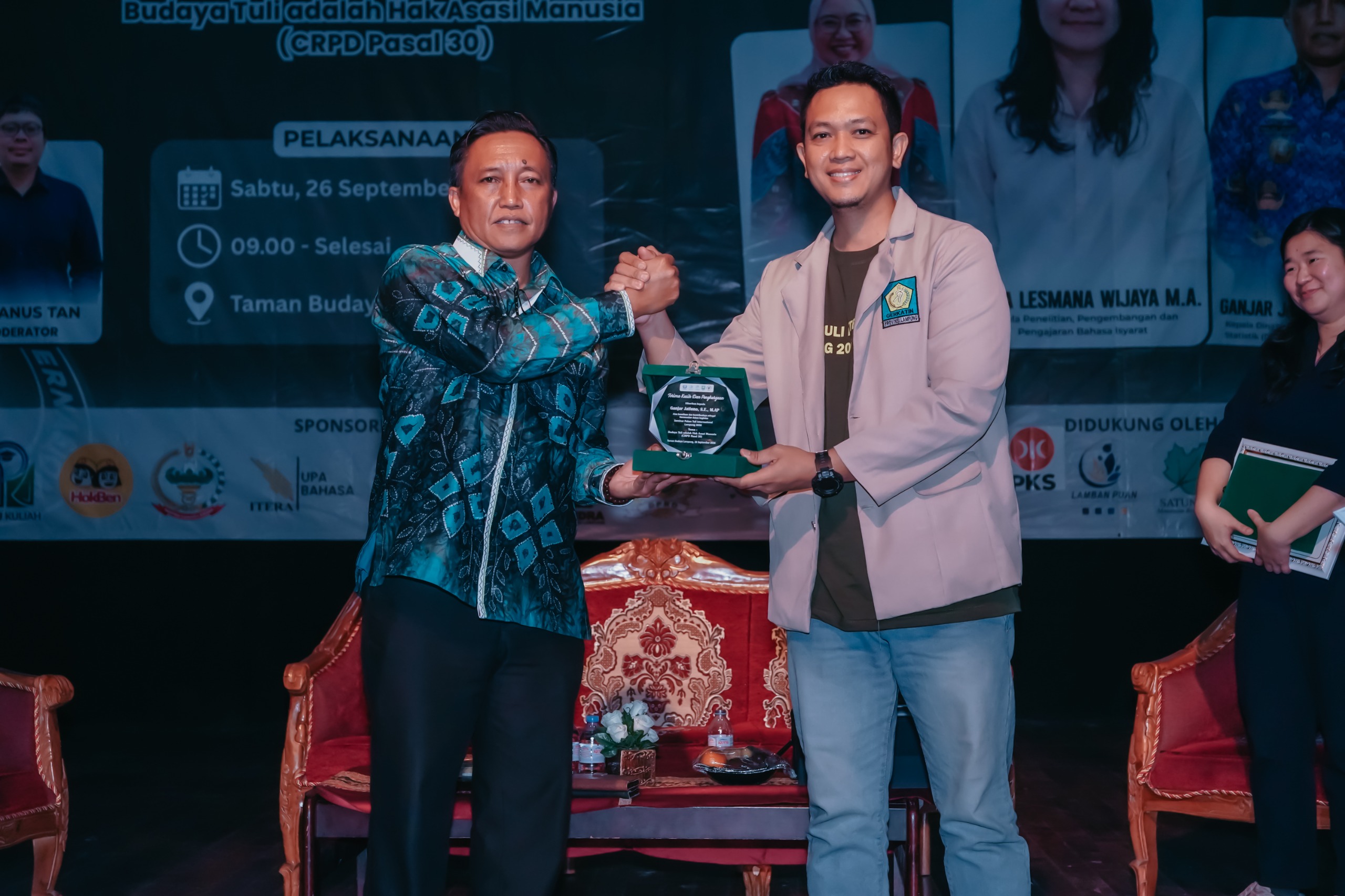 Bukan Sekadar Akses, Gubernur Mirza Tekankan Penghormatan terhadap Martabat Kaum Tuli