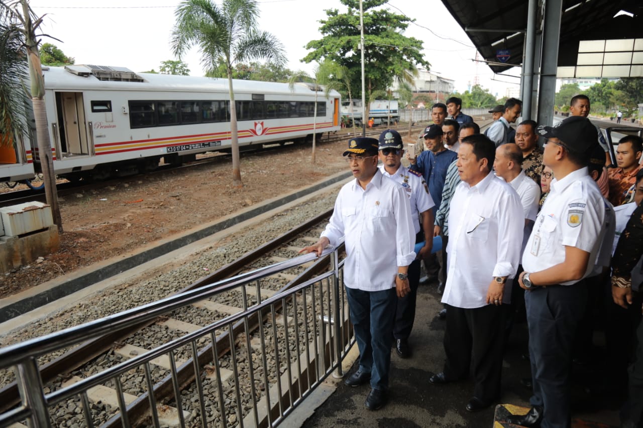 Menhub dan Gubernur Arinal Sepakat Kembangkan Kereta Bandara, Waktu Tempuh Bandarlampung - Branti Ha