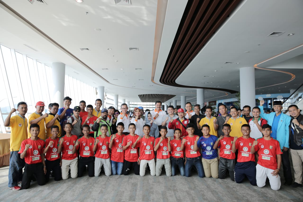 Wagub Nunik Lepas U-14 Dalam Kejurnas Piala Menpora