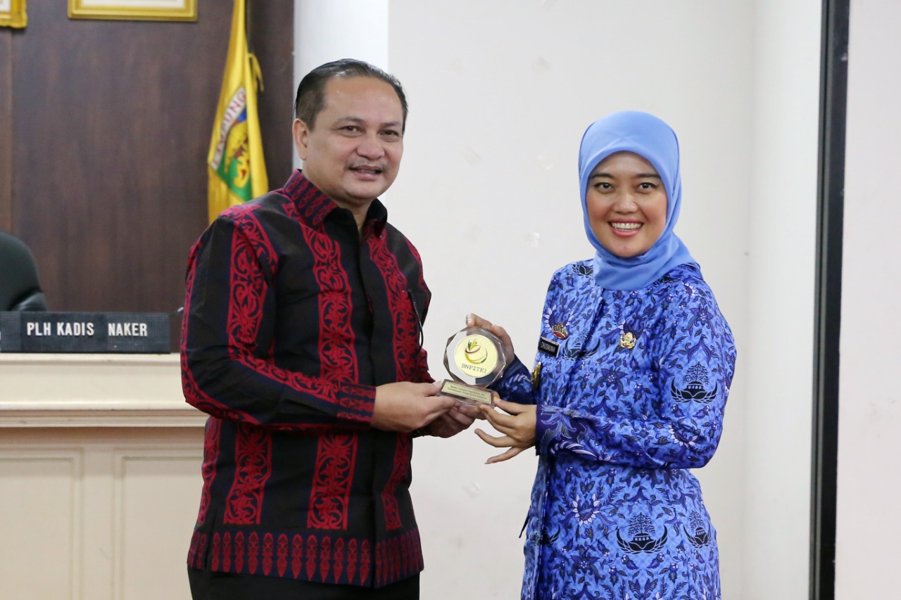 Wagub Lampung Dorong Peran Pemprov dan Kabupaten/Kota dalam Penanganan Pekerja Migran Indonesia
