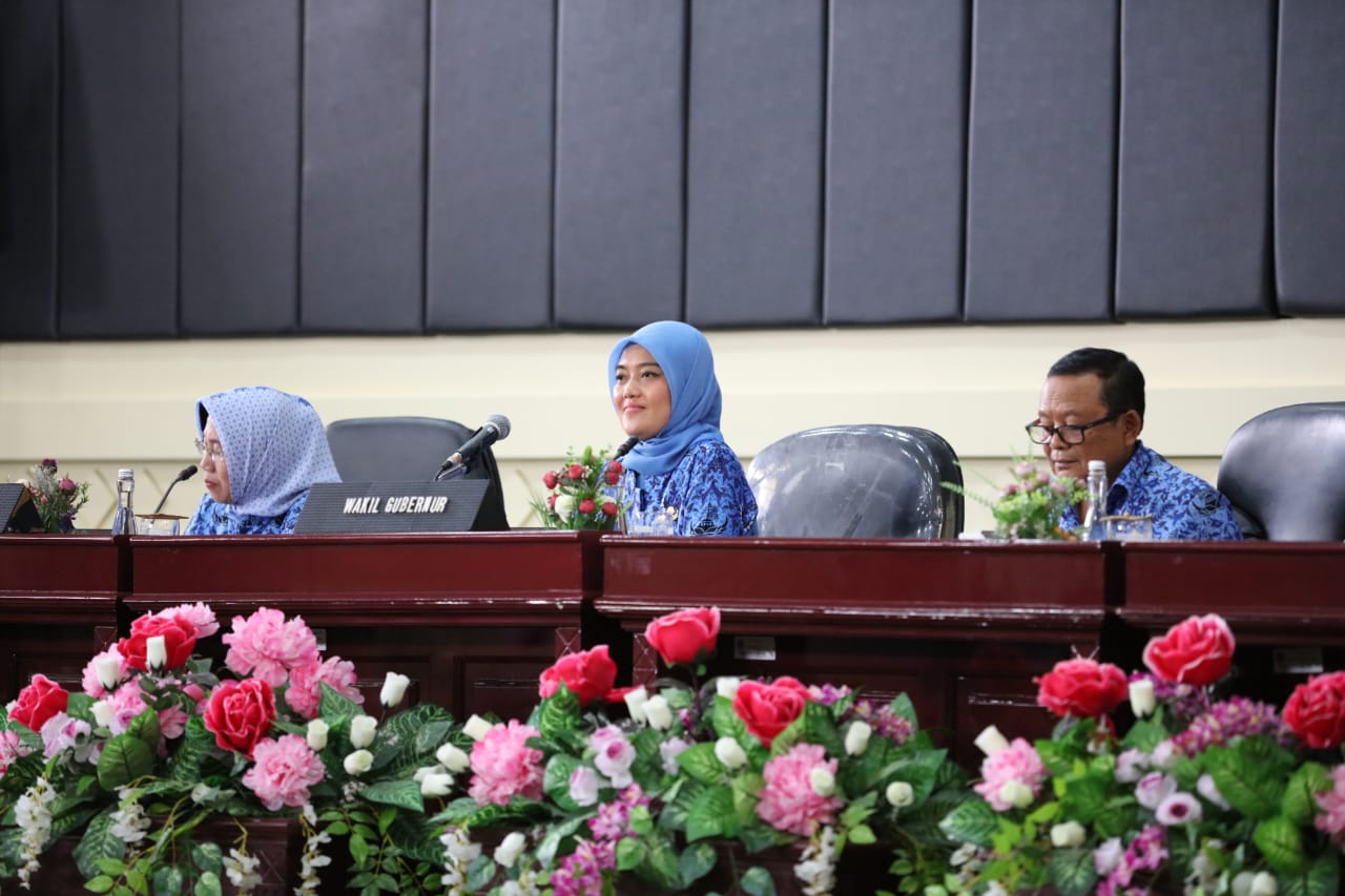Tanggulangi Kemiskinan, Wagub Nunik Gunakan 2 Jurus Gerakan Kemasyarakatan: Ayo Produktif dan Ayo Mandiri Pangan