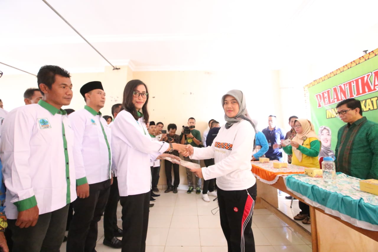 Wagub Nunik Lantik Maporina Kabupaten Way Kanan 2020-2025, Minta Pengurus Antisipasi Dampak Buruk Bahan Kimia